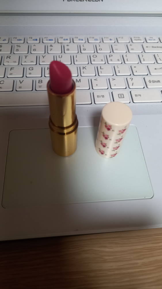 리나시타 (Rinacita) 톤업루즈스틱 [햅번피치] review image