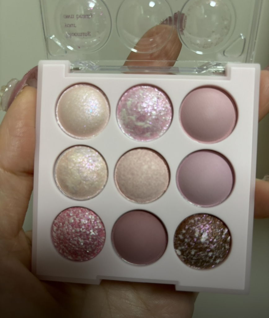 dasique 冰淇淋系列眼影盘 [20 Blueberry Sorbet] （蓝莓冰沙 common.review image