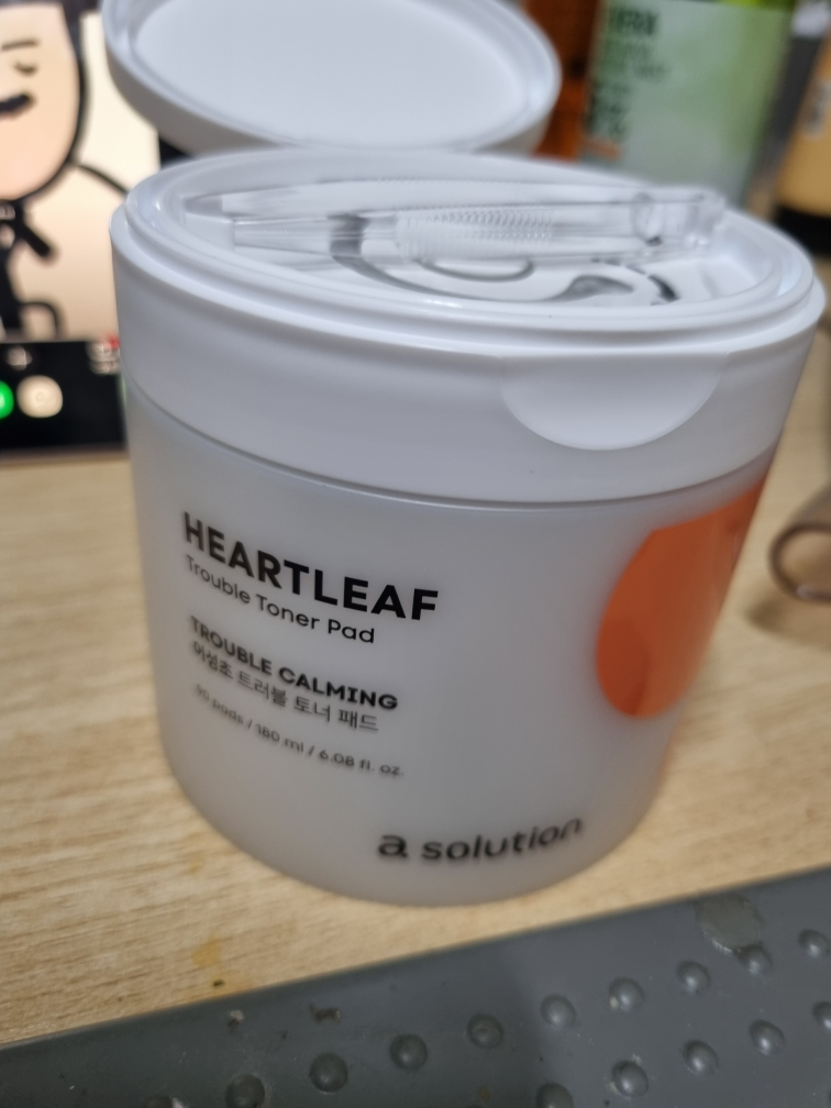 닷솔루션 (.solution) 에이솔루션 어성초 트러블 토너패드 review image