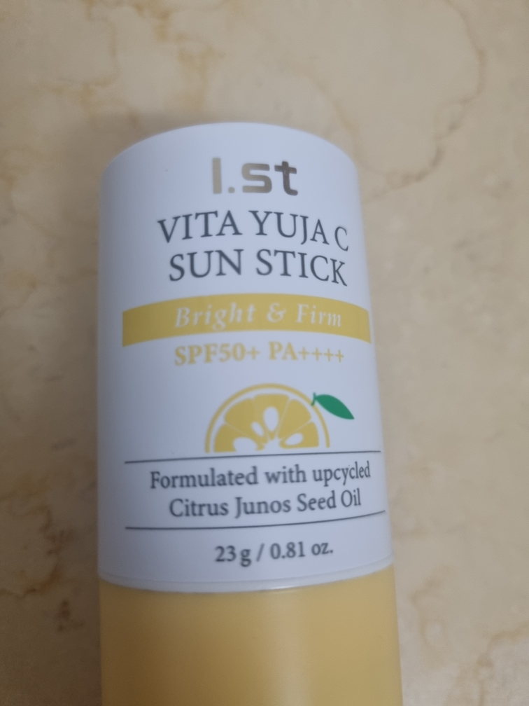 아이스트 (I.st) 비타 유자C 선스틱 [SPF50+/PA++++] review image