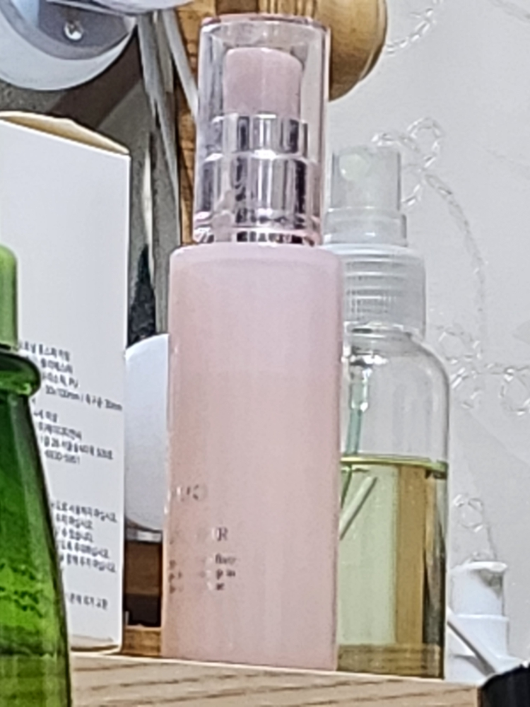 定妆喷雾的真实用户使用照片
