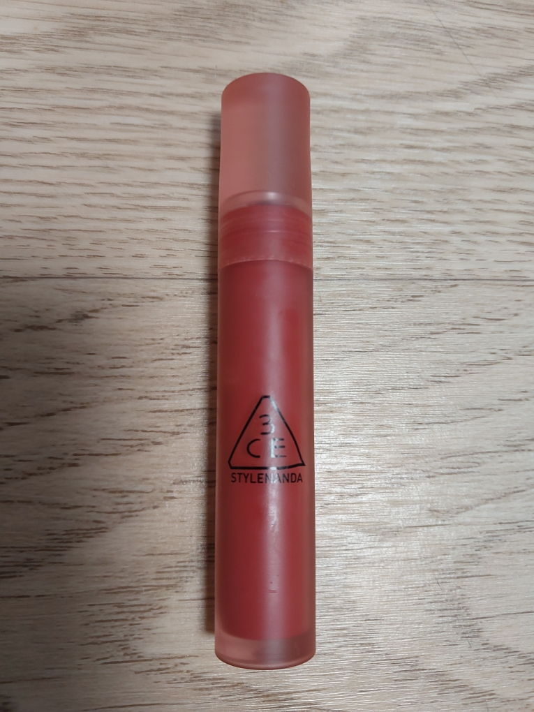 三熹玉 (三熹玉) 模糊水彩唇膏 [#珊瑚红] common.review image