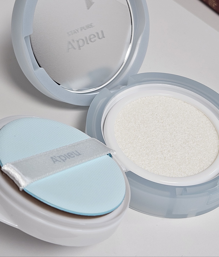 水漾光感UV遮瑕粉底霜 [SPF50+/PA++++]的真实用户使用照片
