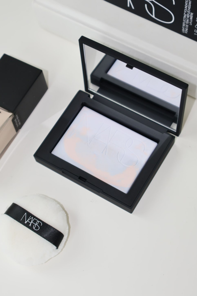 나스 (NARS) 라이트 리플렉팅 프리즈마틱 파우더 [인터스텔라] review image