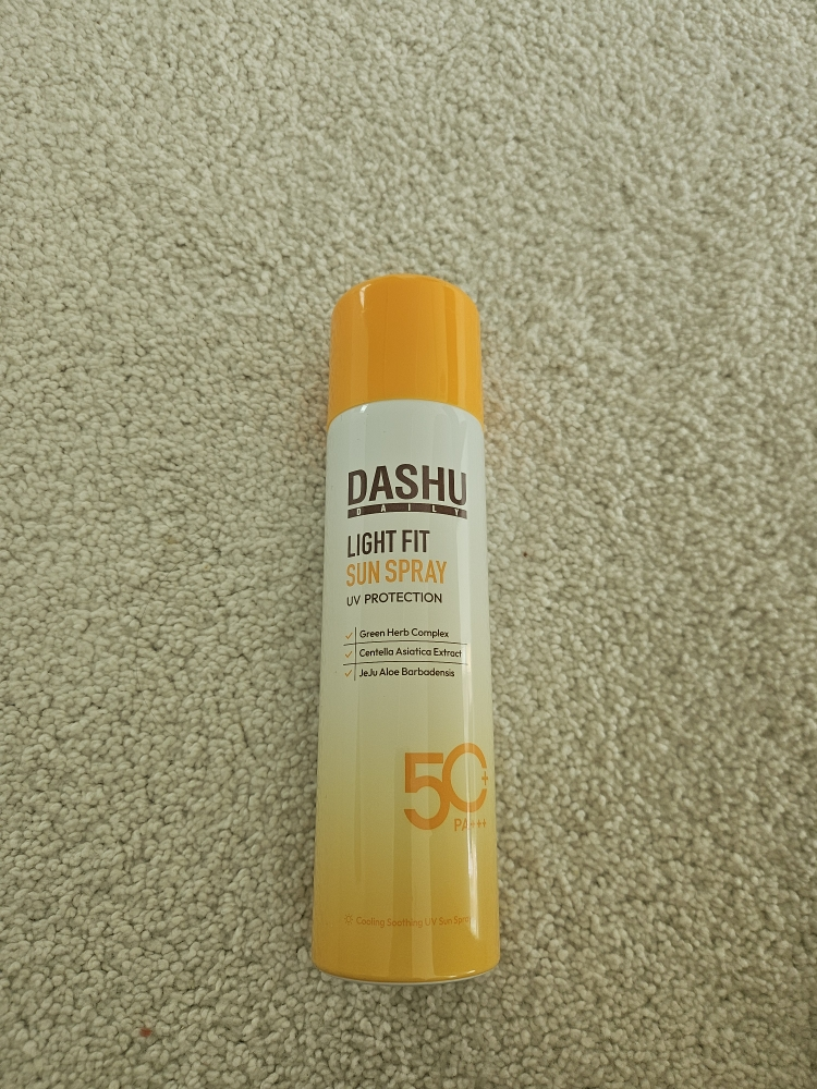 다슈 (DASHU) 데일리 라이트 핏 선 스프레이 [SPF50+/PA+++] review image