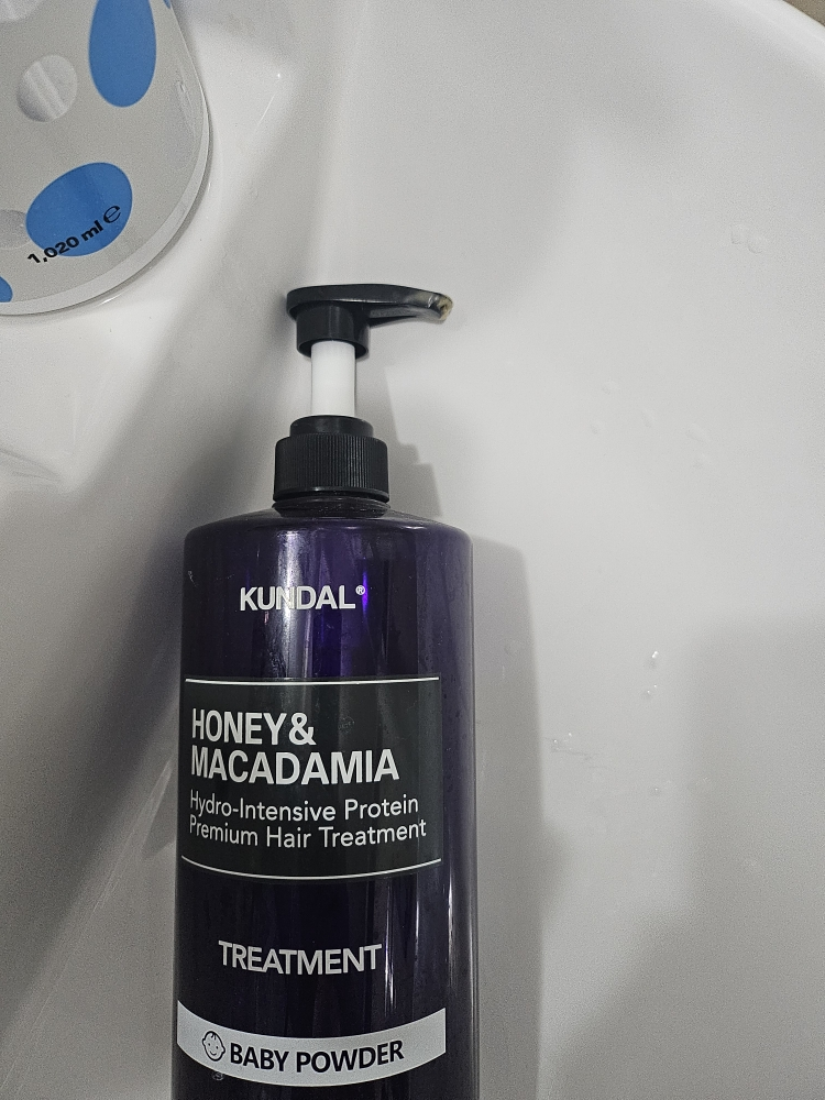 KUNDAL Honey & Macadamia Protein Hair Treatment Baby Powder [Baby Powder] review image