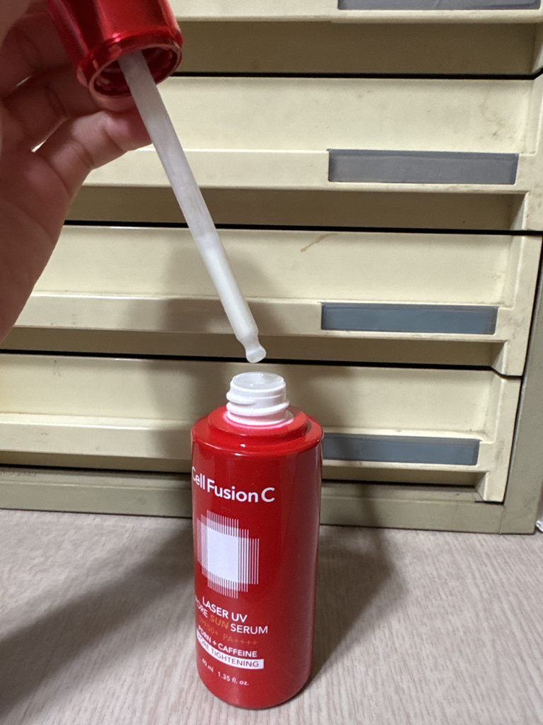 CellFusionC 激光 UV 毛孔日霜 [SPF50+/PA++++] common.review image