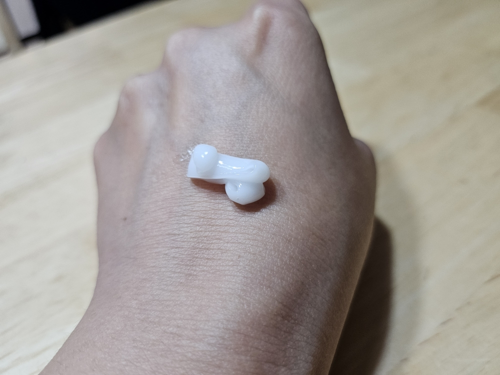 AIPPO EXPERT SOOTHING CICA CREAM review image