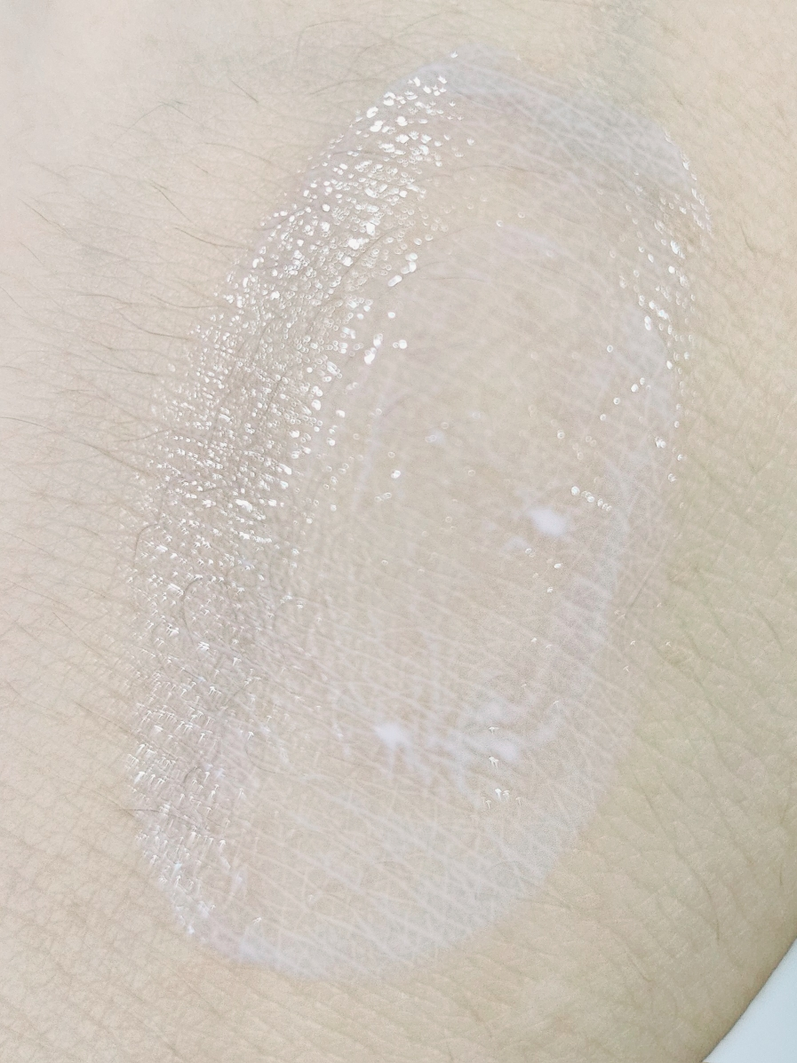 일소 (ilso) 빌베리 쿨 카밍 수분 선크림 [SPF50+/PA++++] review image