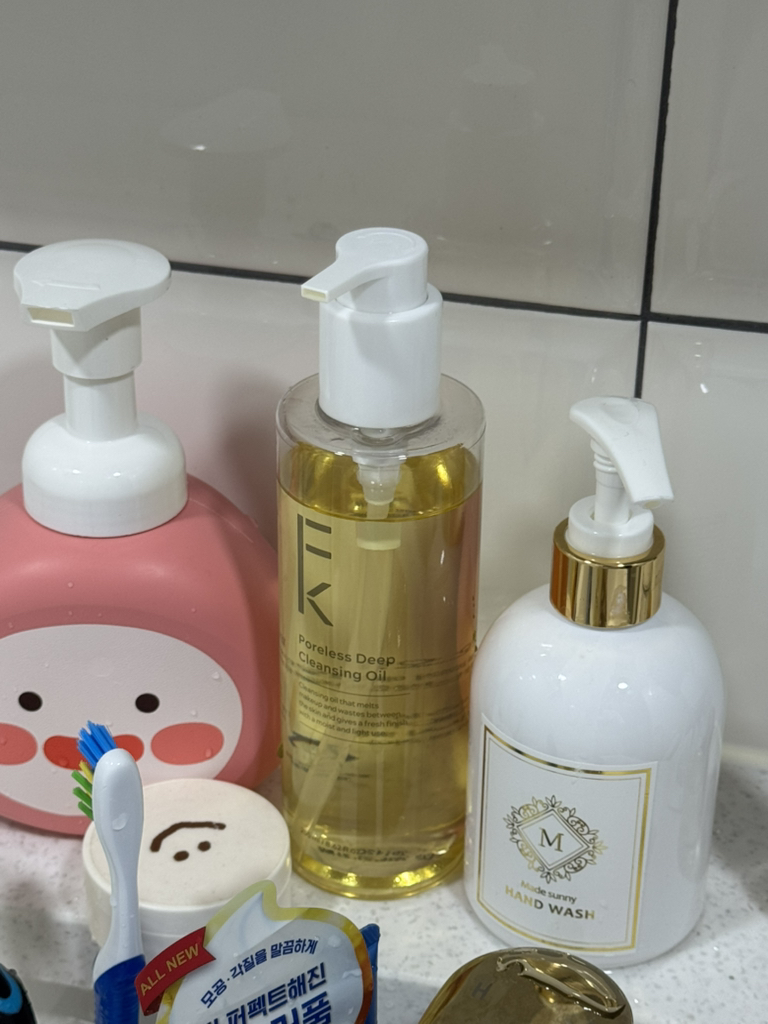 필킨 (Feelkeen) 포어리스 딥 클렌징오일 review image
