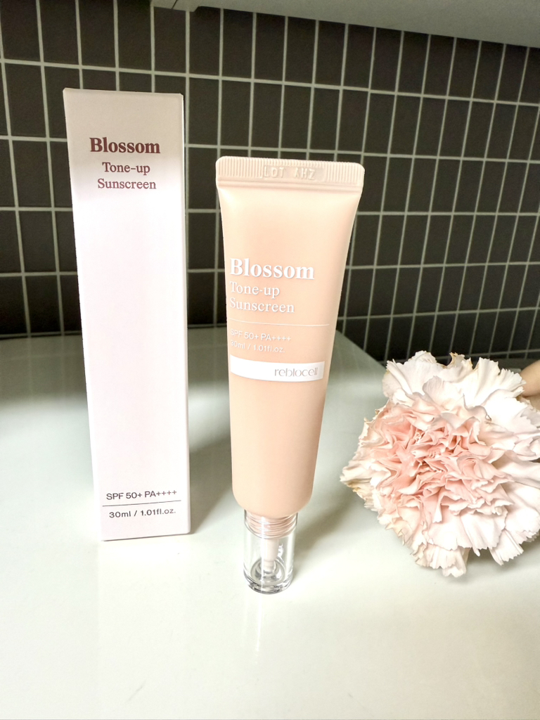 【新品】reblocell ブロッサム トーンアップ サンスクリーン 2個セット Amazon.co.jp: 韓国コスメ [reblocell] リブロセル ブロッサム
