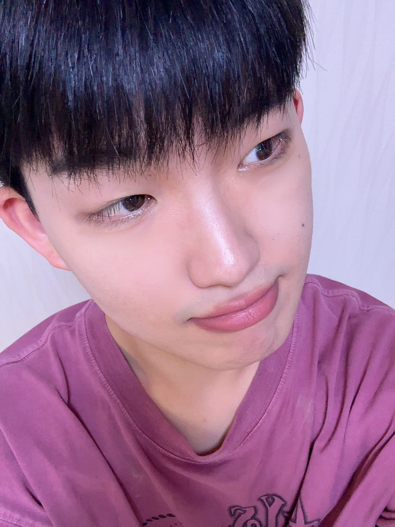 메이크업포에버 (MAKEUPFOREVER) HD SKIN 파우더 파운데이션 [1Y04] review image