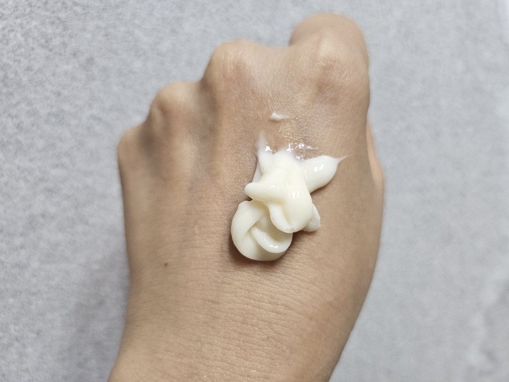 RealBarrier Cream Cleansing Foam review image