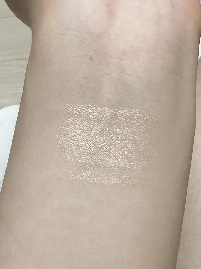 Real user review photo of Milk Bling Heartlighter [01 PEACH HEART]