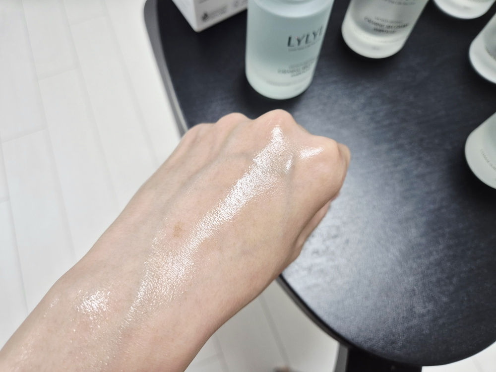 릴릴 (LYLYL) 카밍 리커버리 연구원 진정 수분 앰플 review image