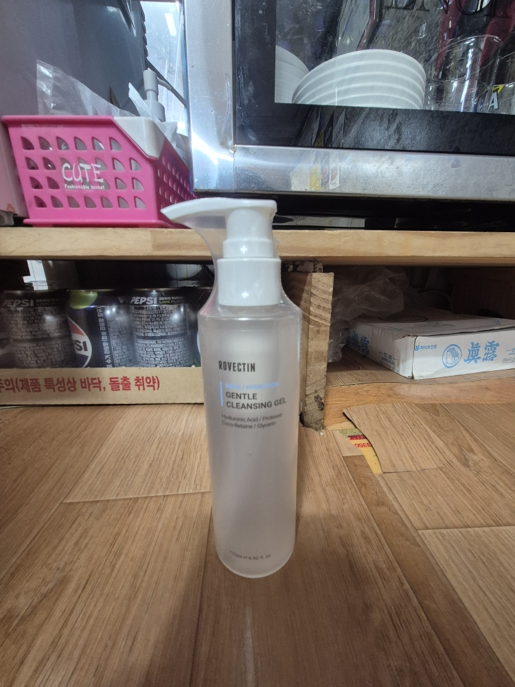 ROVECTIN 水润温和洁面凝胶 common.review image
