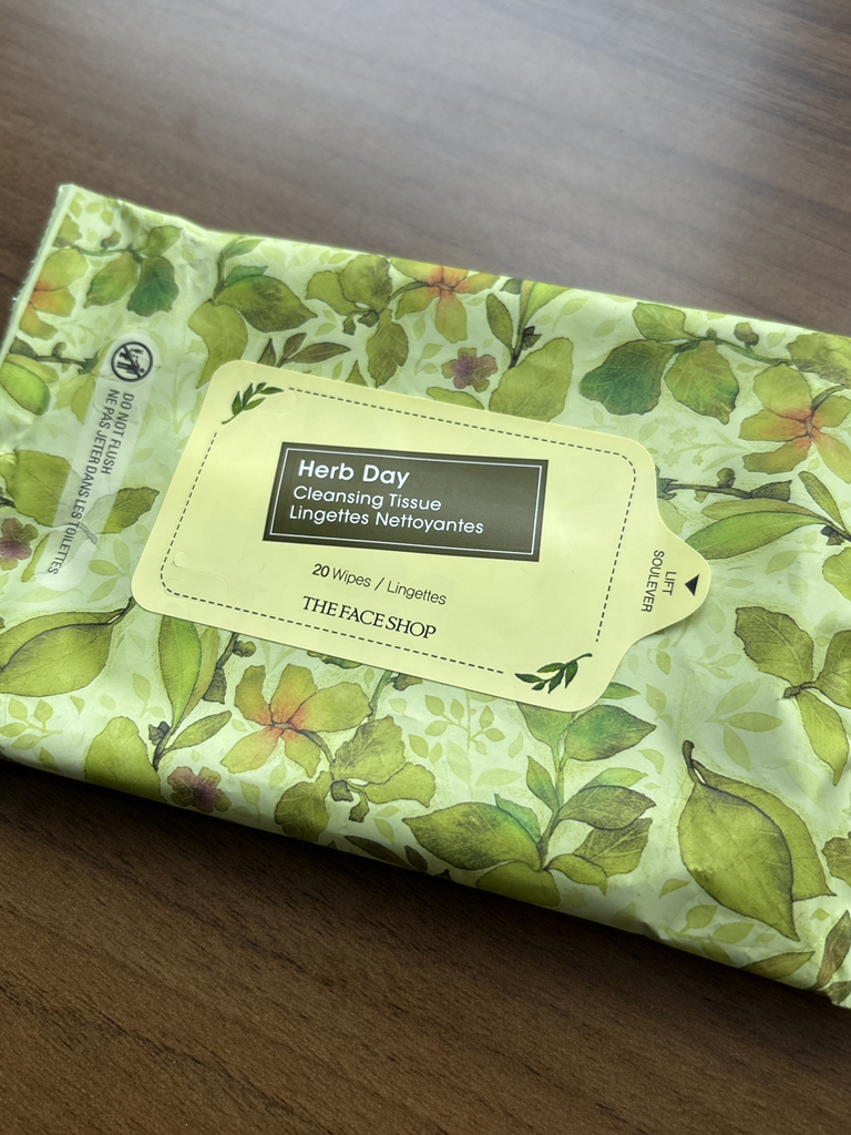 더페이스샵 (THEFACESHOP) 허브데이 클렌징 티슈 review image