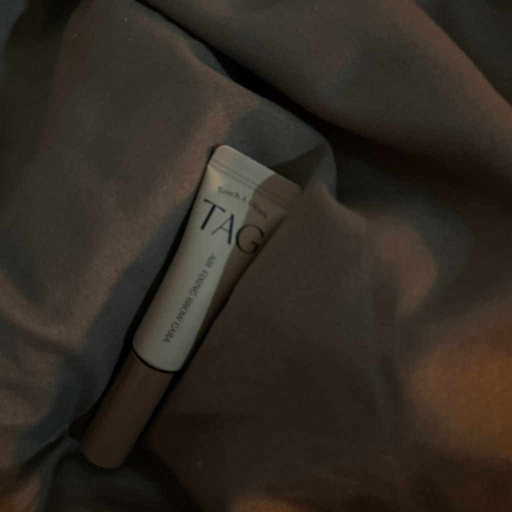 Real user review photo of Air Fixing Brow Collar [No.2 Light Brown]