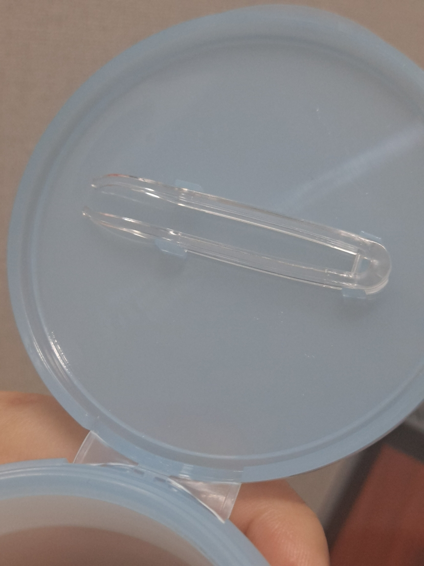 스킨푸드 (SKINFOOD) 블루 캐모마일 히알루로닉 패드 review image