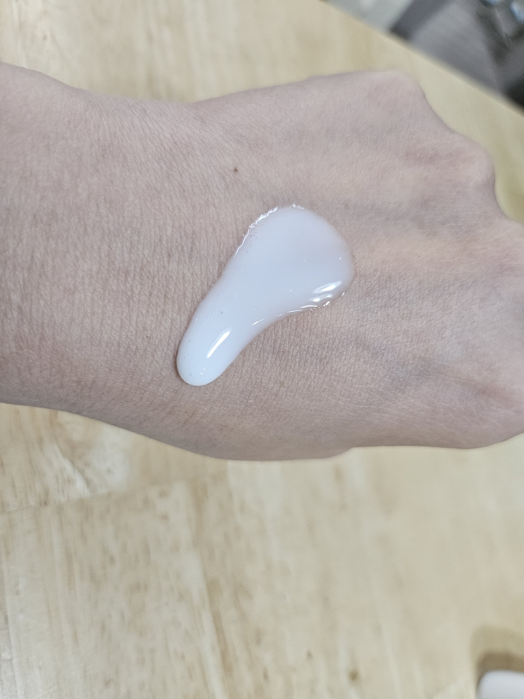 펠드아포테케 (Feldapotheke) 에어리 워터 선스크린 프로페셔널 [SPF50+/PA++++] review image