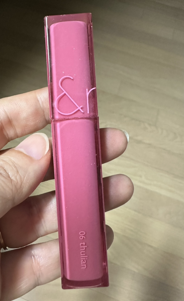 柔魅得 丰露唇釉 [06 初恋如梦] common.review image