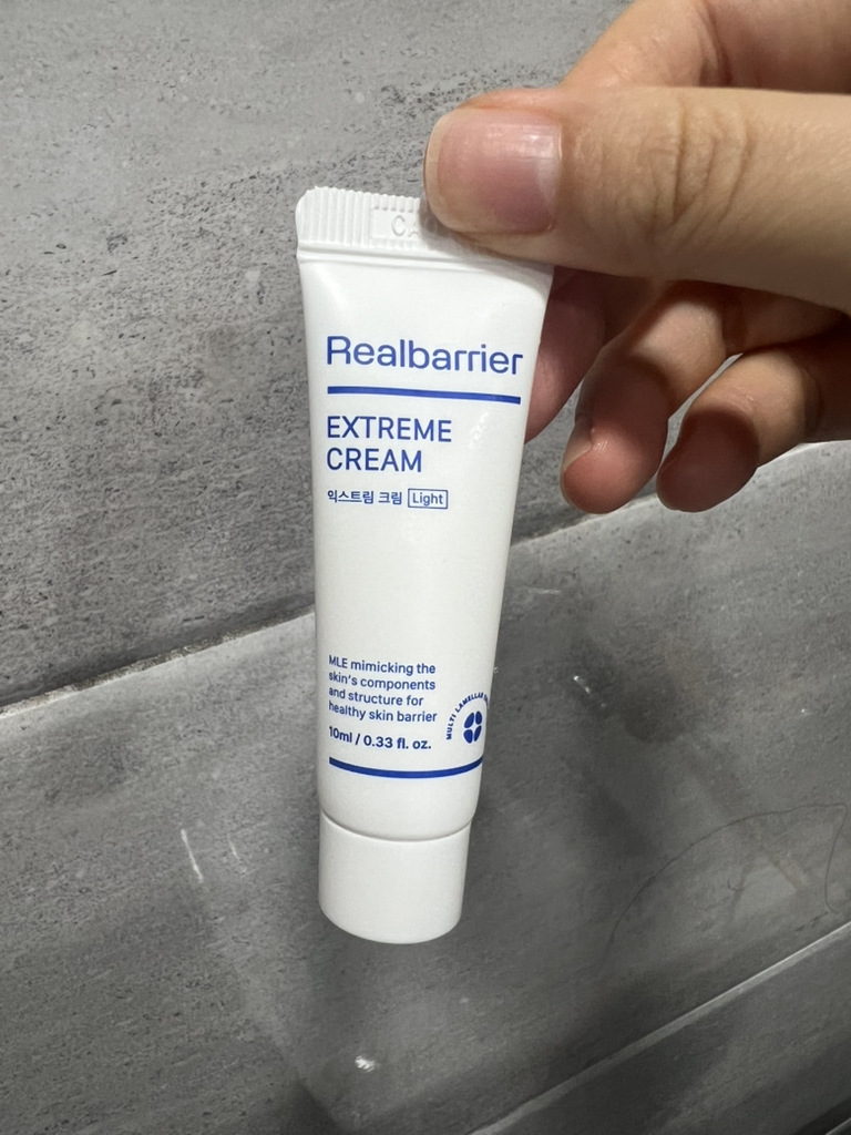 极致轻盈乳霜的真实用户使用照片