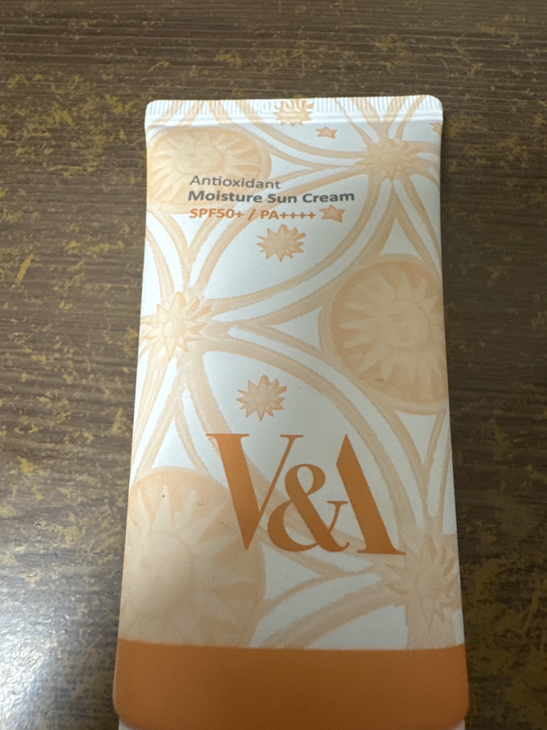 V&A (브이앤에이) 안티옥시던트 유브이 쉴드 [SPF50+/PA++++] review image