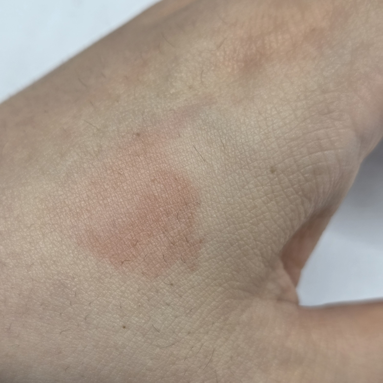 水晶光泽唇彩 [1号 复古苹果]的真实用户使用照片