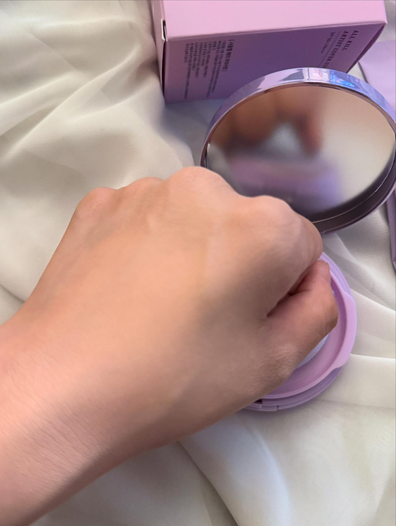 루이비엘 (LOUISVIEL) 올킬 아티스트 커버 쿠션 [SPF50+/PA+++] [21호 라이트베이지] review image