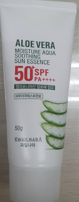 KWAILNARA 芦荟水润舒缓防晒精华[SPF50+/PA++++] common.review image