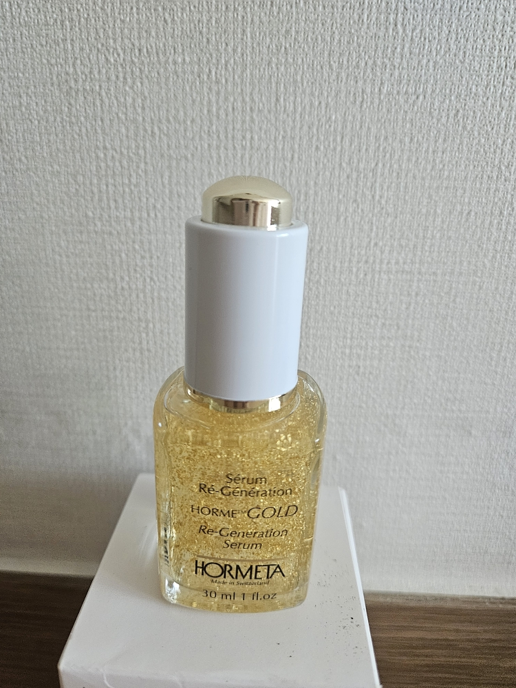 호메타 (HORMETA) 골드 리제너레이션 세럼 review image
