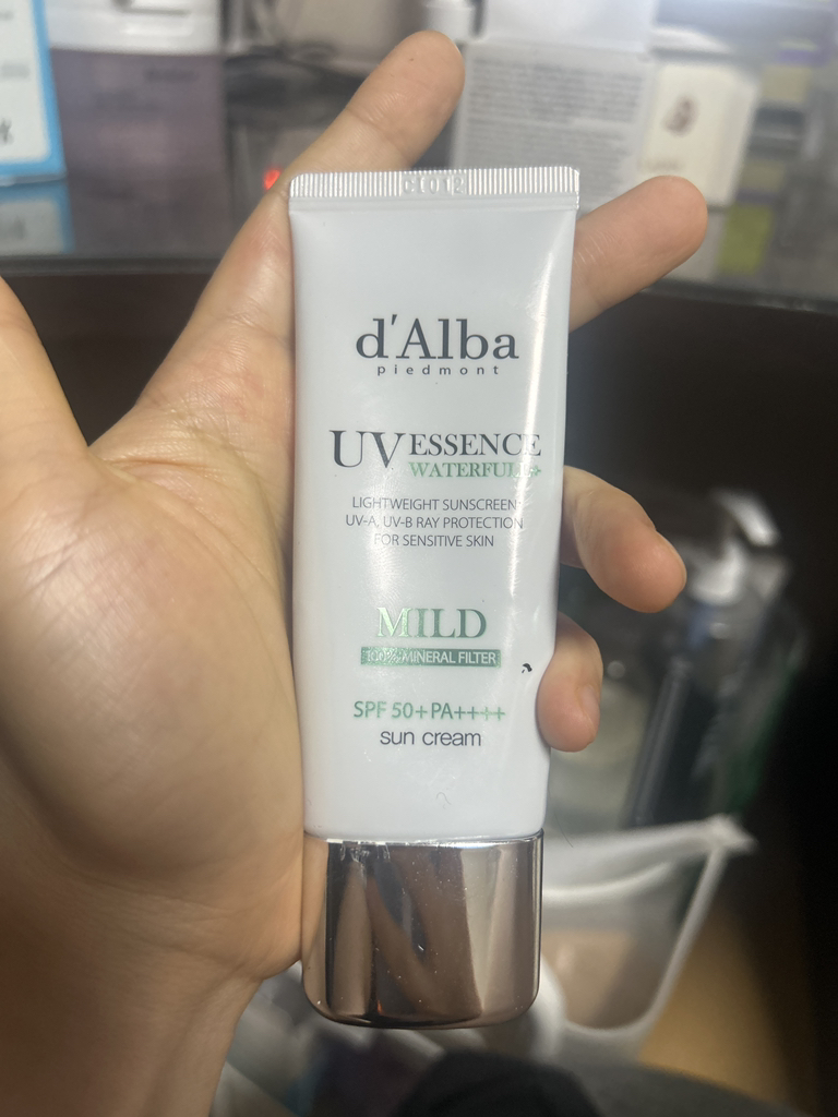 防晒乳 [SPF50+/PA++++] [温和]的真实用户使用照片