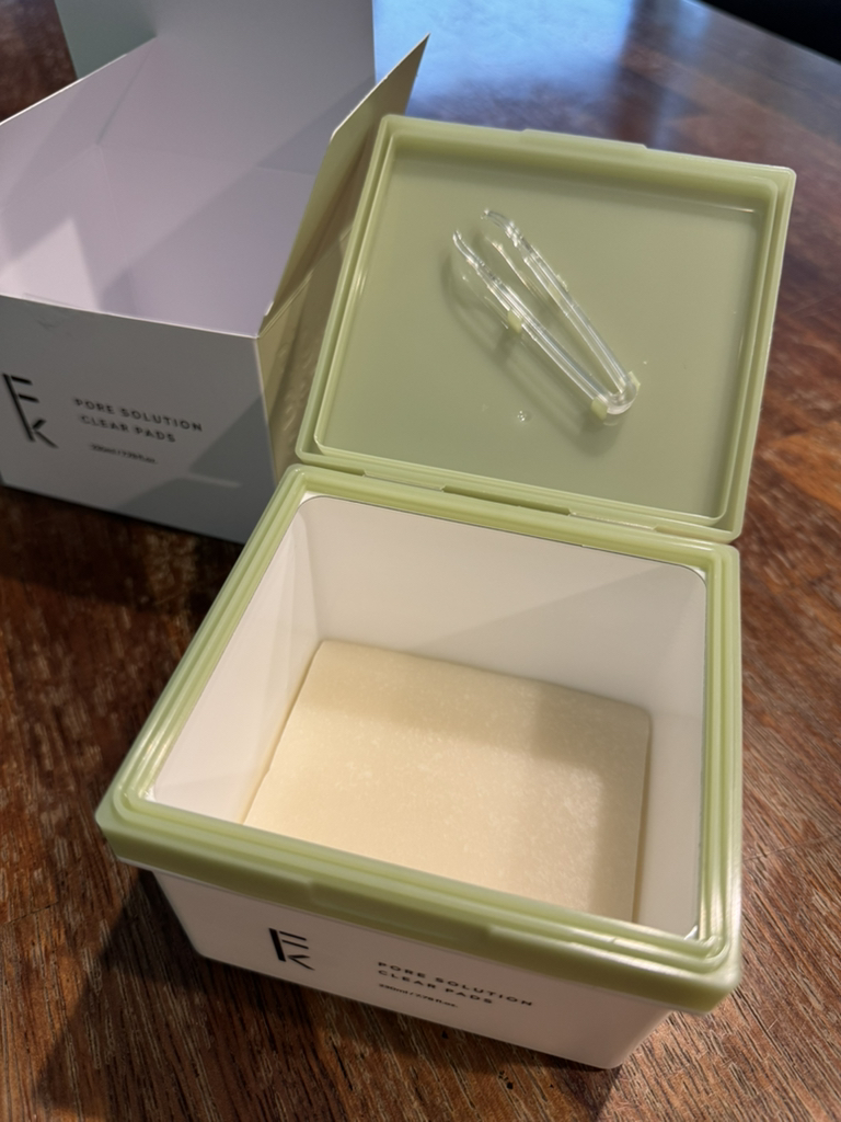 Feelkeen 波尔解决方案辐射精华液 common.review image