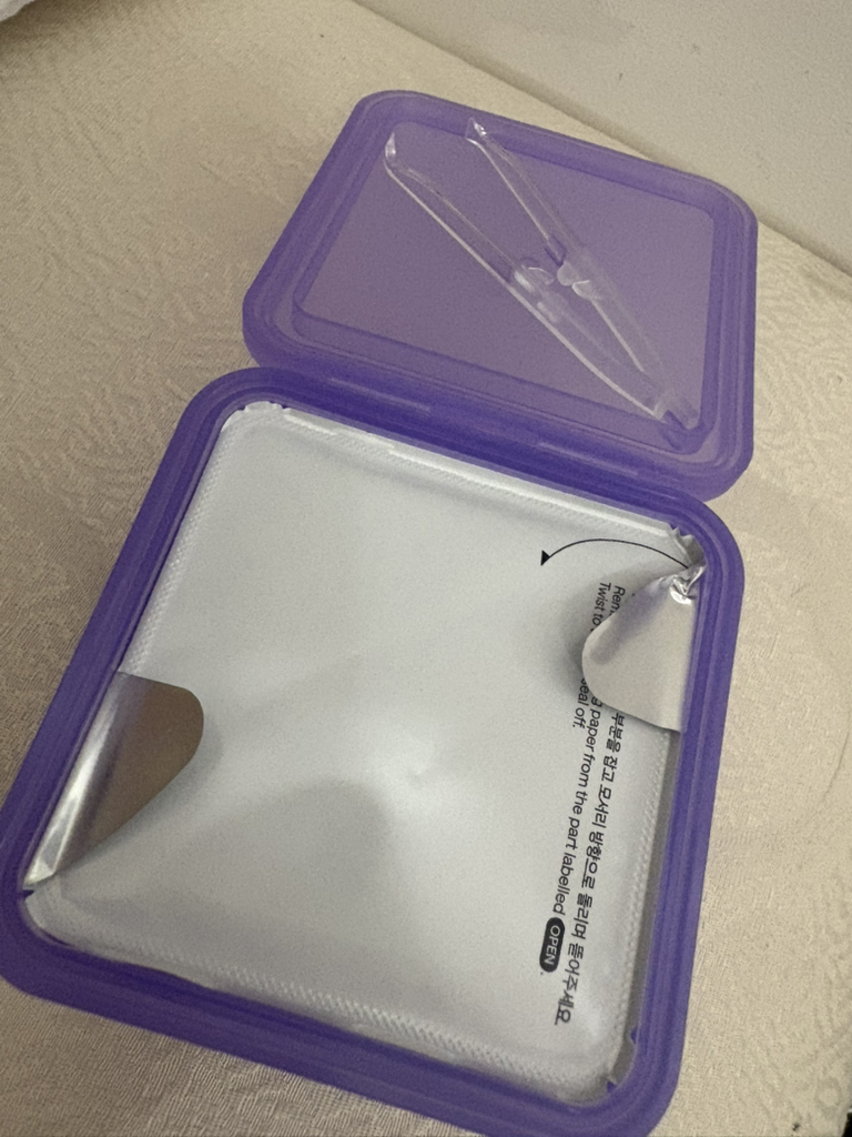 Real user review photo of PDRN LIFTING PAD