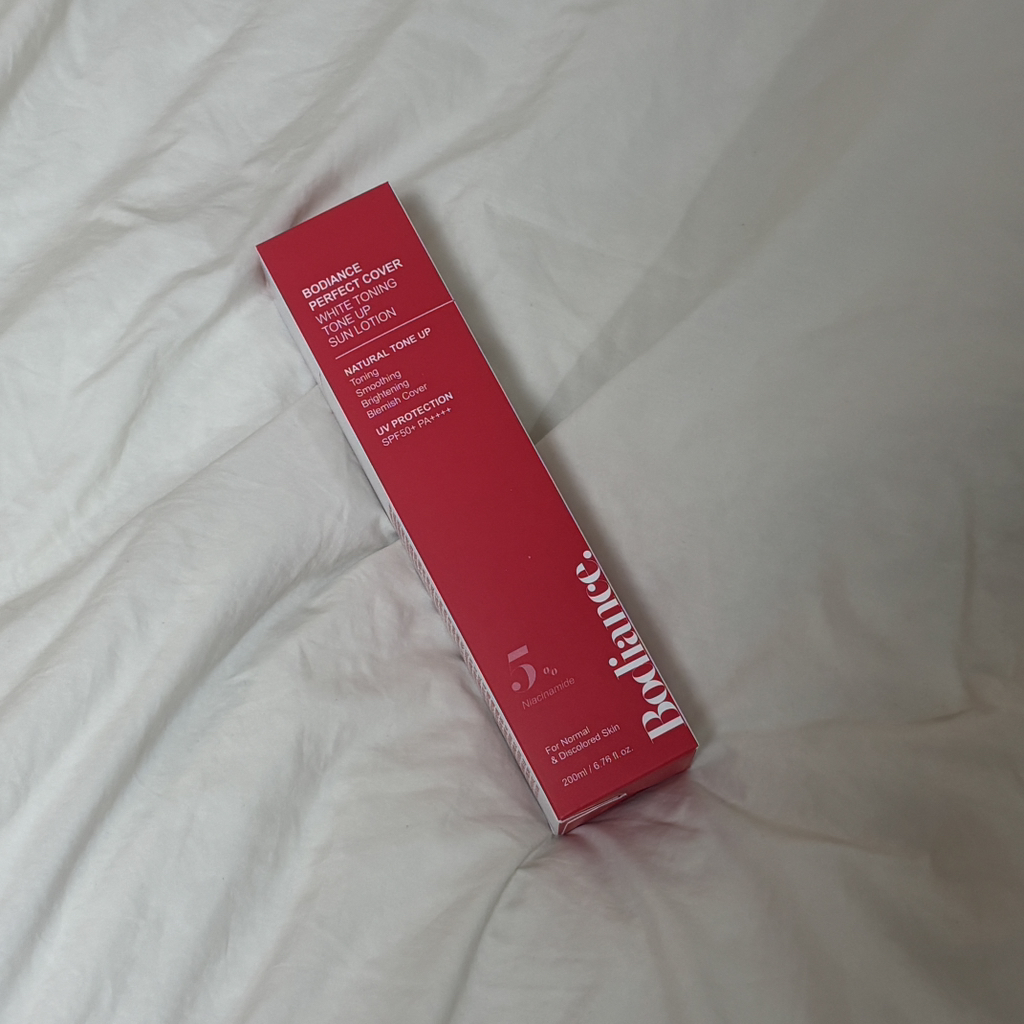 바디언스 (Bodiance) 퍼펙트 커버 화이트 토닝 톤업 선크림 [SPF50+/PA++++] review image