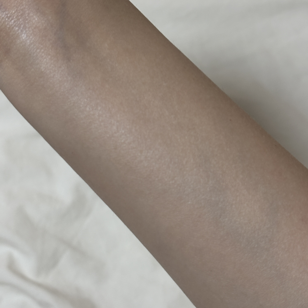 바디언스 (Bodiance) 퍼펙트 커버 화이트 토닝 톤업 선크림 [SPF50+/PA++++] review image