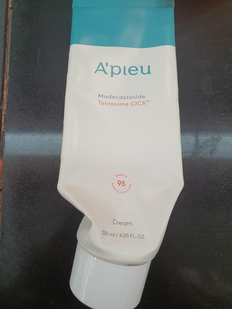 A'pieu Madecassoside Tetrasome CICA™ Cream review image