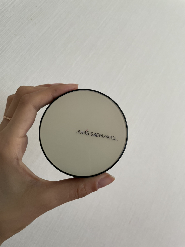 Real user review photo of Essential Skin Nuder Cushion [SPF50+/PA+++] [Fair]