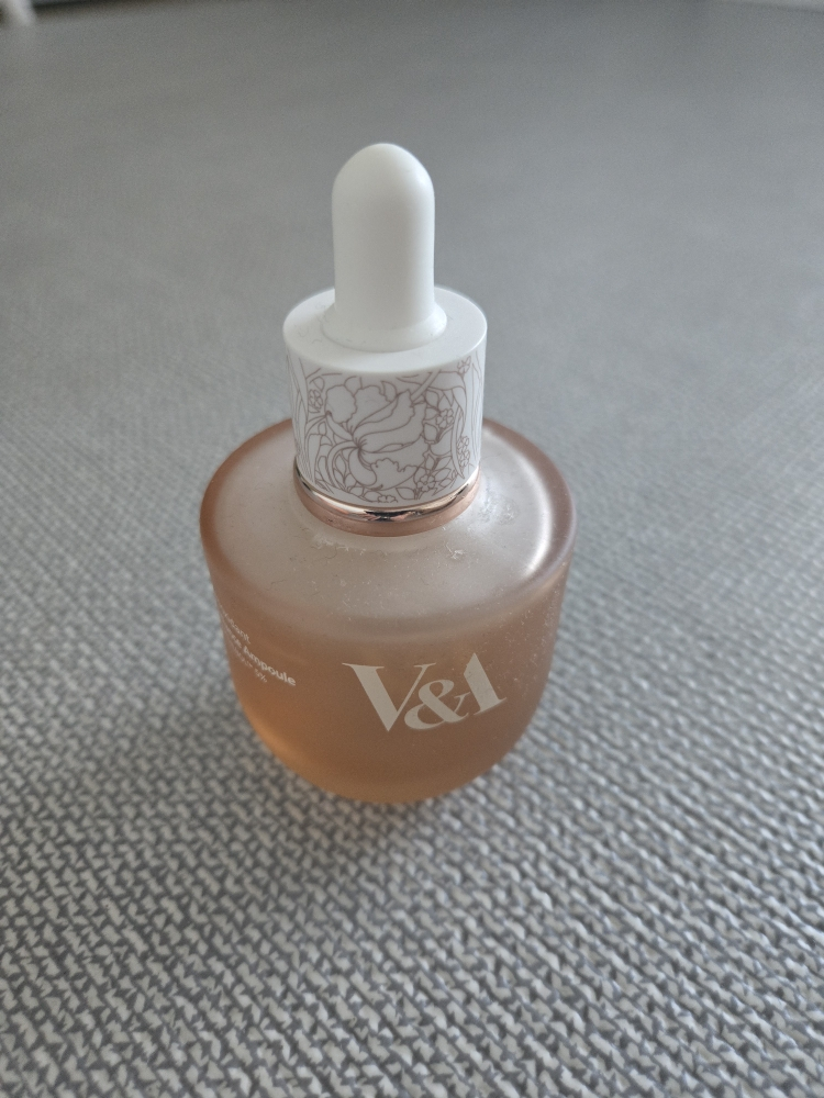 抗氧化亮肤安瓿的真实用户使用照片