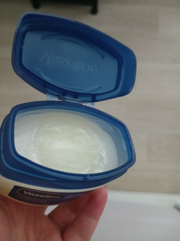 바세린 (Vaseline) (유니레버) 오리지널 프로텍팅 젤리 review image