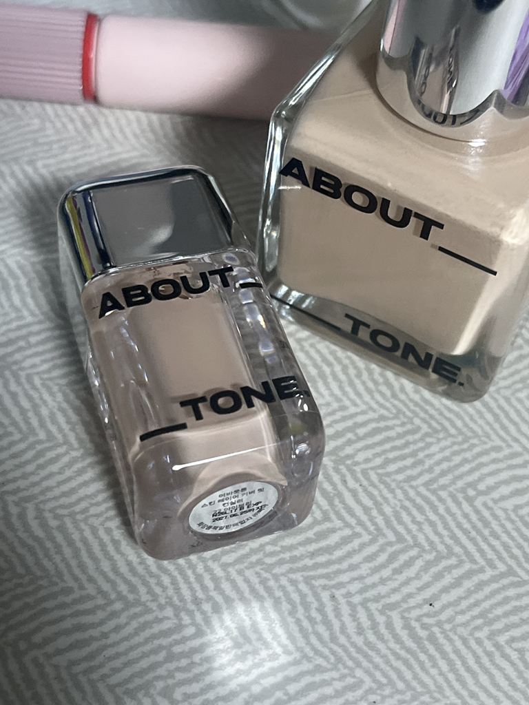 ABOUT_TONE. 肤色遮瑕修颜粉底液 [AT.22 象牙色] common.review image