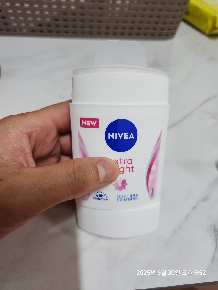 니베아 (NIVEA) 데오드란트 스틱 [엑스트라브라이트] review image