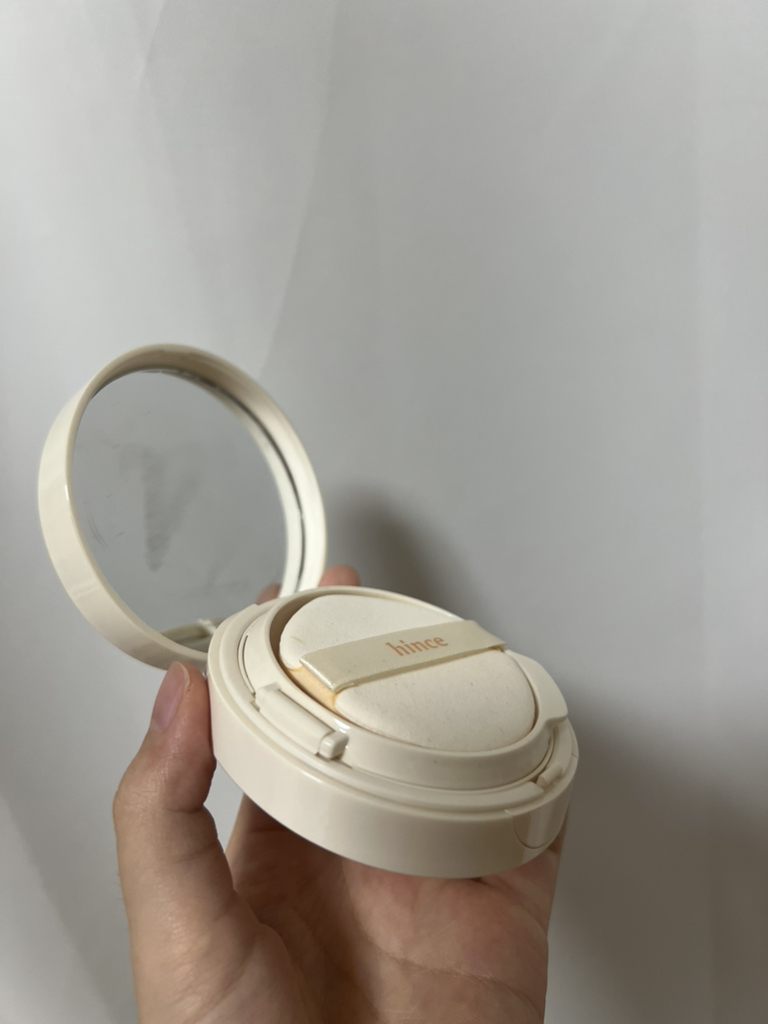 Real user review photo of SECOND SKIN GLOW CUSHION [SPF50+/PA++++] [21 IVORY]