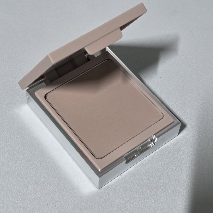 아멜리 (Ameli) 여백카롱 섀딩 [No. 2021] review image