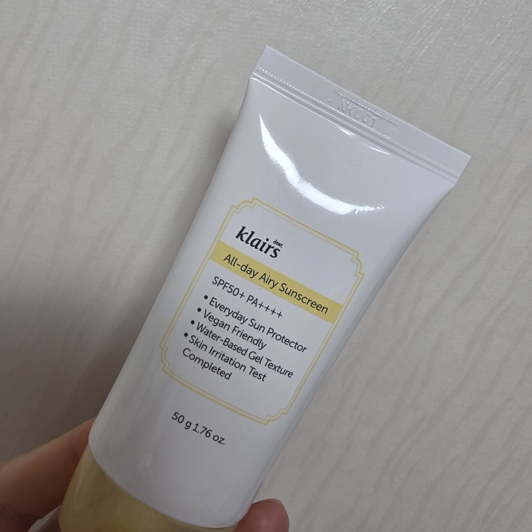 全天候防晒霜 [SPF50+/PA++++]的真实用户使用照片