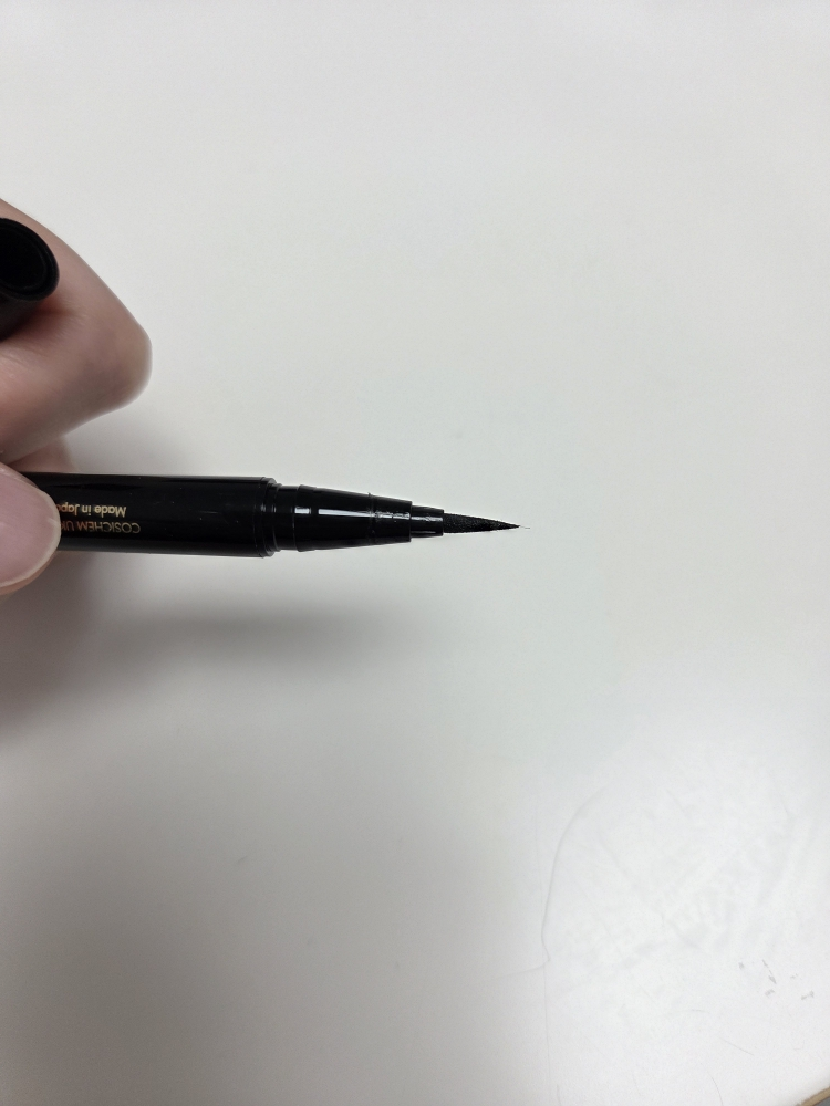 스틸라 (stila) 스테이 올 데이 매트 리퀴드 아이라이너 [인텐스블랙] review image