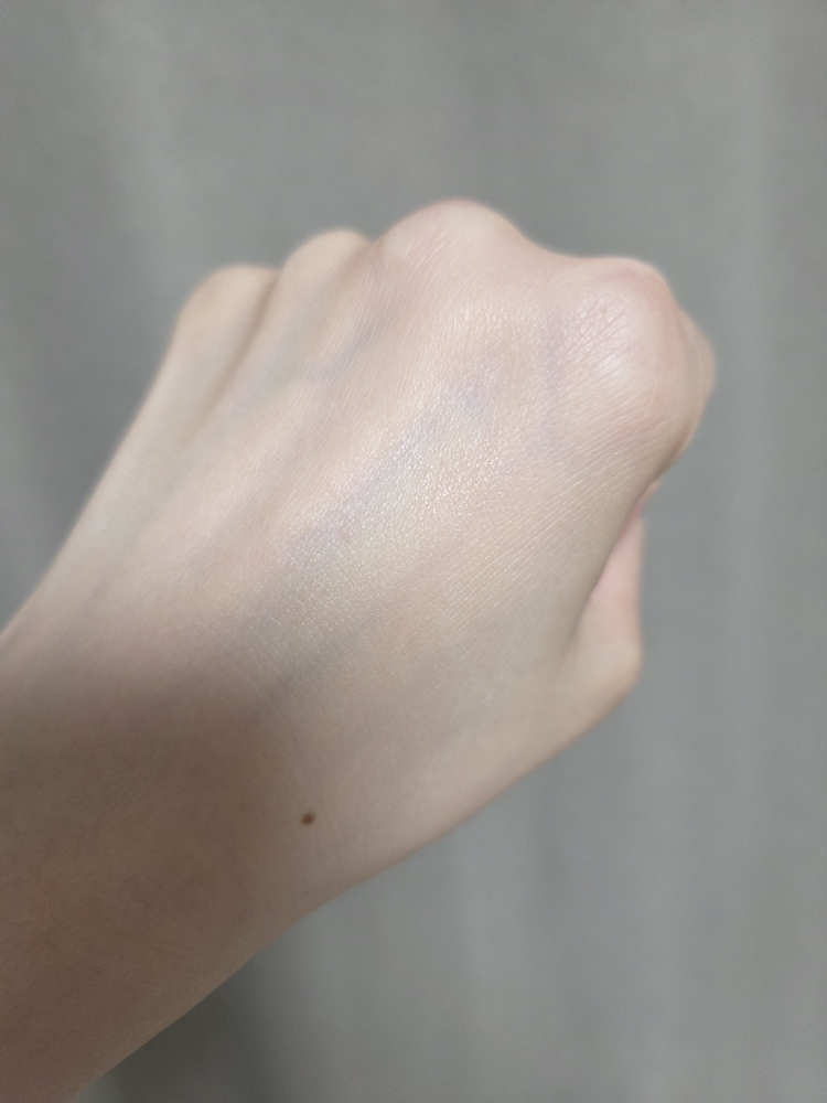 어퓨 (A'pieu) 워터락 피니셔 UV 톤업 벨벳 [SPF50+/PA++++] review image