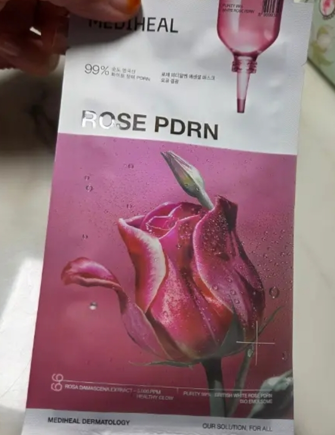 Real user review photo of Essential Mask [Rose PDRN Healthy Glow]