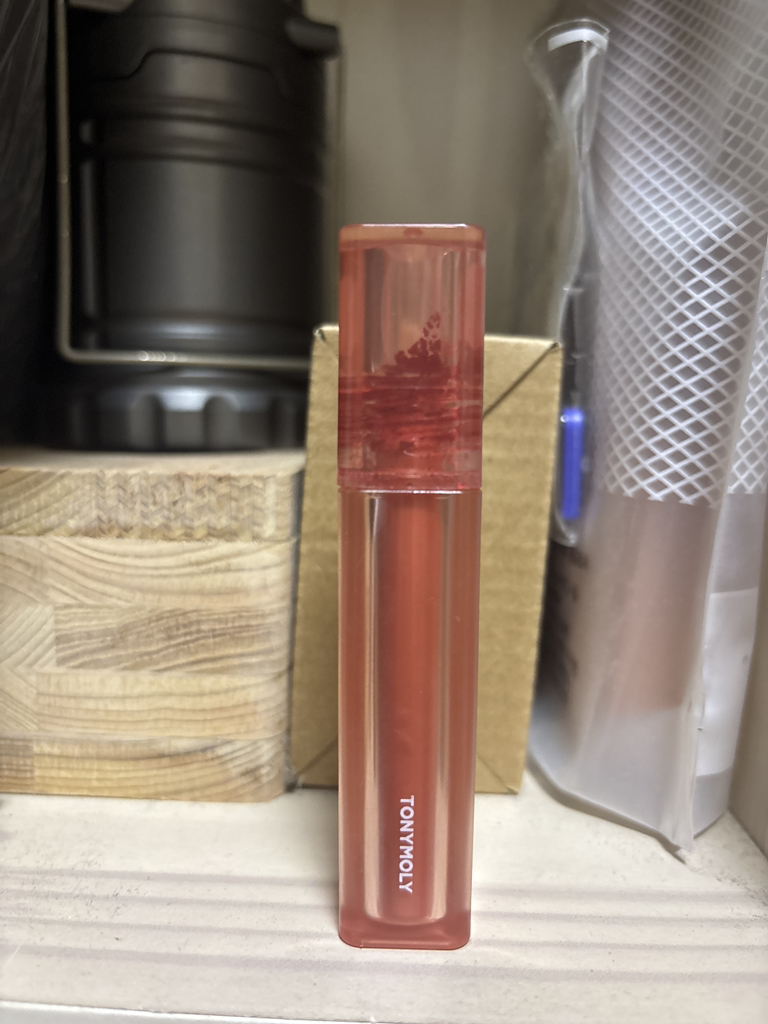 完美唇膏 震撼唇彩 [08 玫瑰震撼]的真实用户使用照片