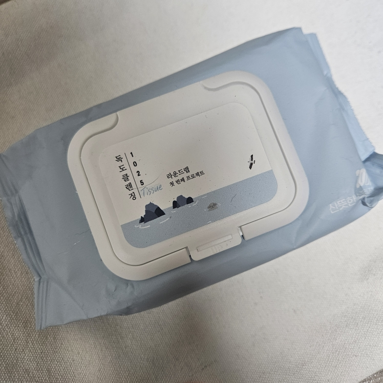 ROUNDLAB 1025 Tissue review image